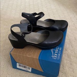 Dansko Sam clogs 40